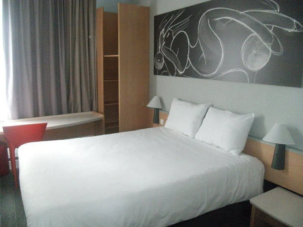 Hotel Ibis Daumesnil Porte Doree Paris