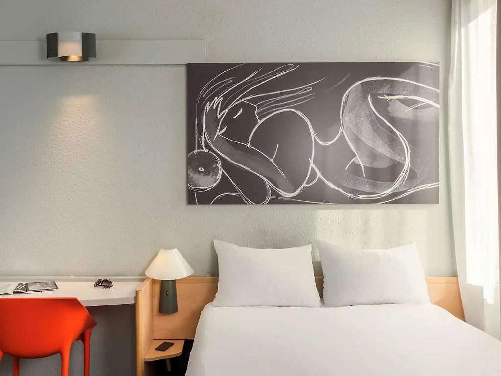 Ibis Daumesnil Porte Doree Paris