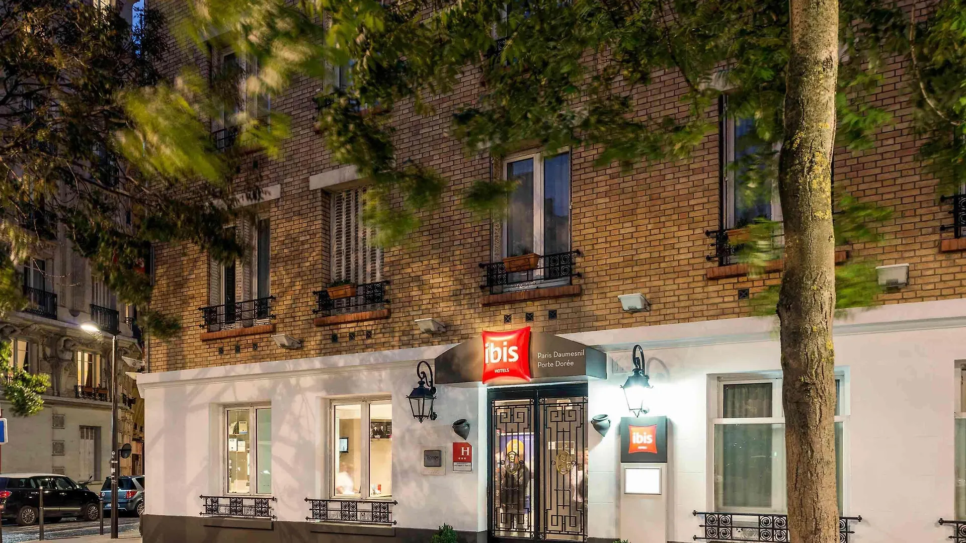 Ibis Daumesnil Porte Doree location